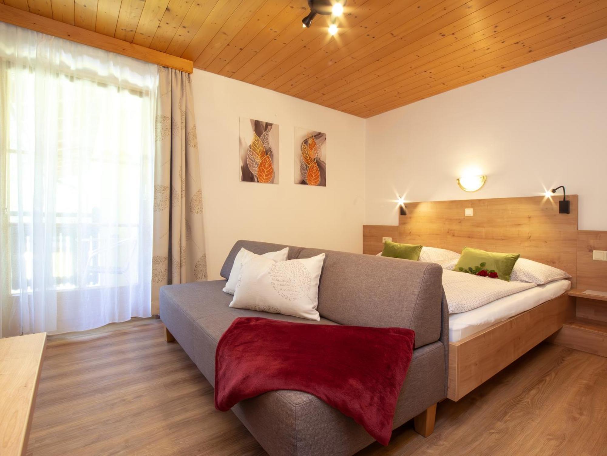 Haus Sonnleitn Hotel Altenmarkt im Pongau Luaran gambar